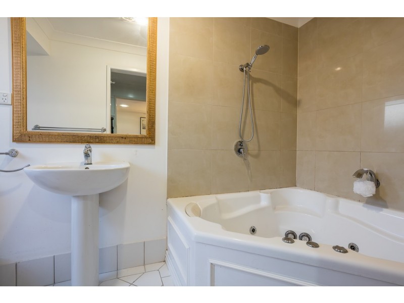 15 CARINGBAH STREET, Wakerley QLD 4154