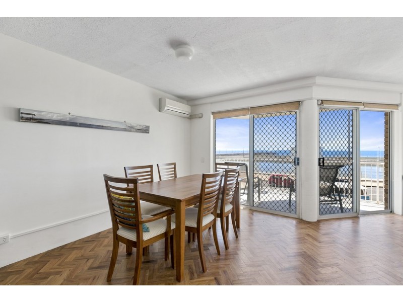 3/155 Wynnum Esplanade, Wynnum QLD 4178