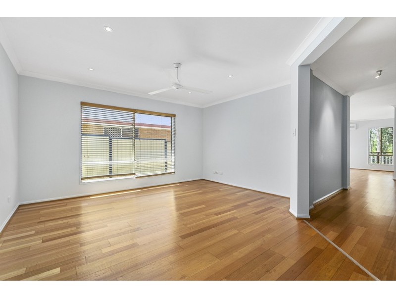 38 Lawn Terrace, Capalaba QLD 4157