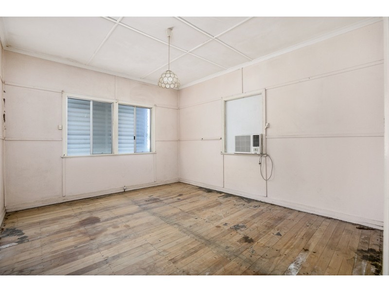 96 MCFADDEN STREET, Wynnum QLD 4178