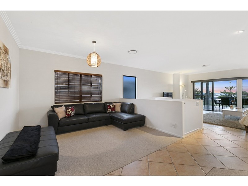 421 Esplanade, Manly QLD 4179