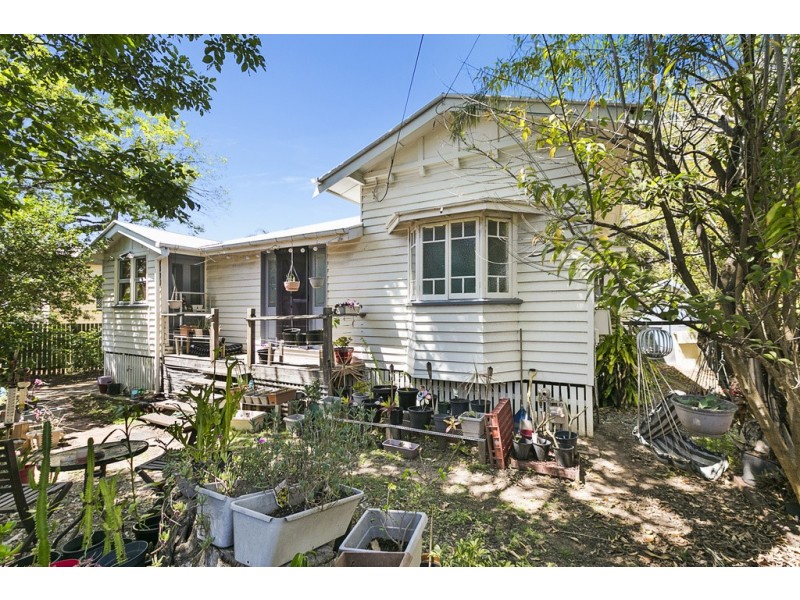 16 Tangorin Street, Wynnum QLD 4178