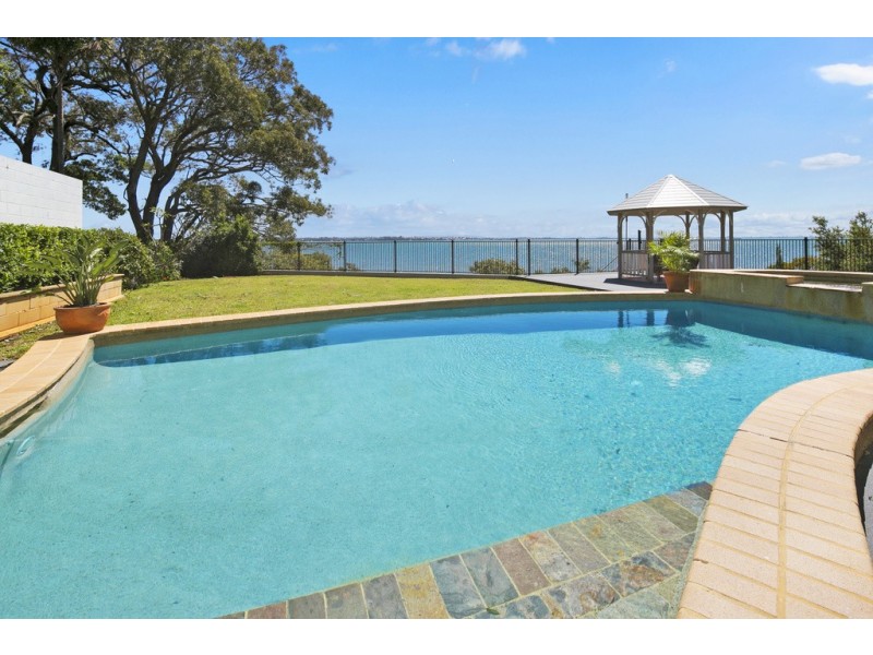 150 Main Road, Wellington Point QLD 4160