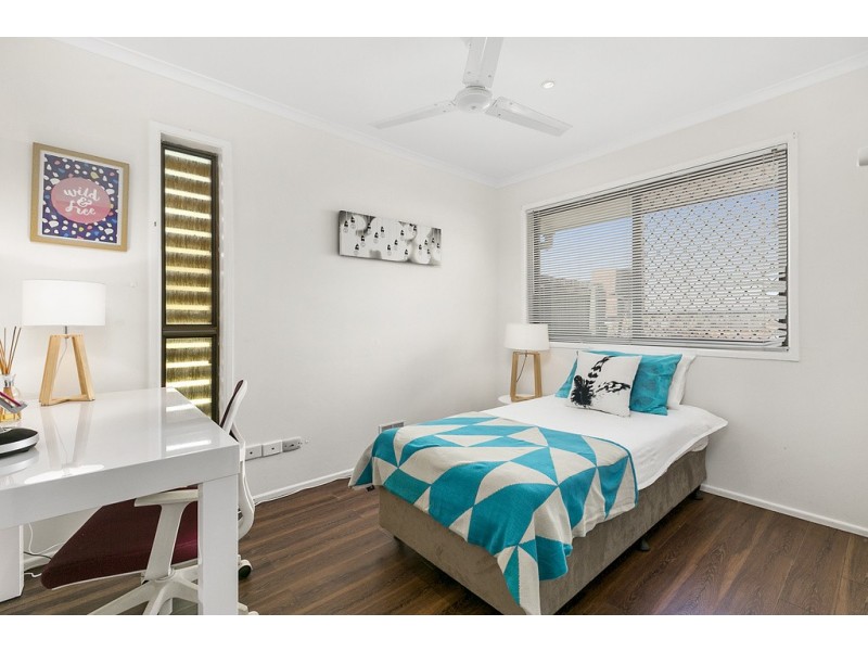 23 SANDPIPER STREET, Wellington Point QLD 4160