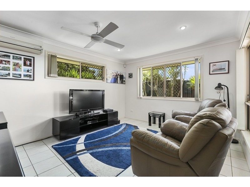 24 Willis Street, Wakerley QLD 4154