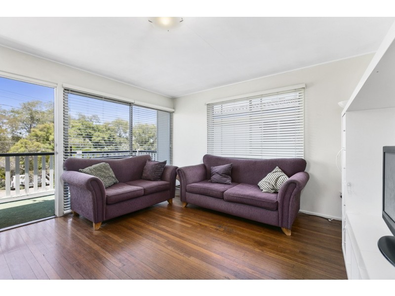 337 WHITES ROAD, Lota QLD 4179