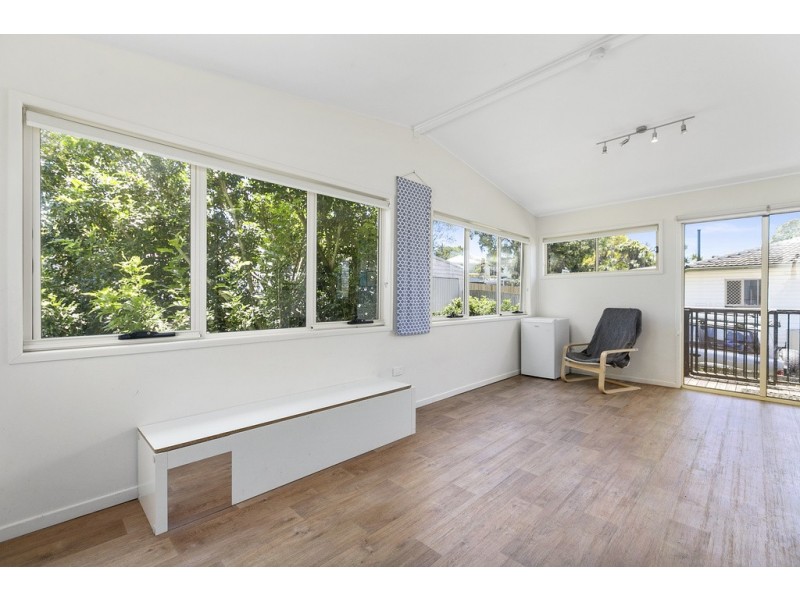 337 WHITES ROAD, Lota QLD 4179