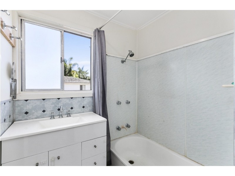 337 WHITES ROAD, Lota QLD 4179