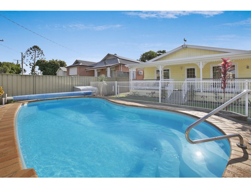 25 Bellevue Parade, Lota QLD 4179