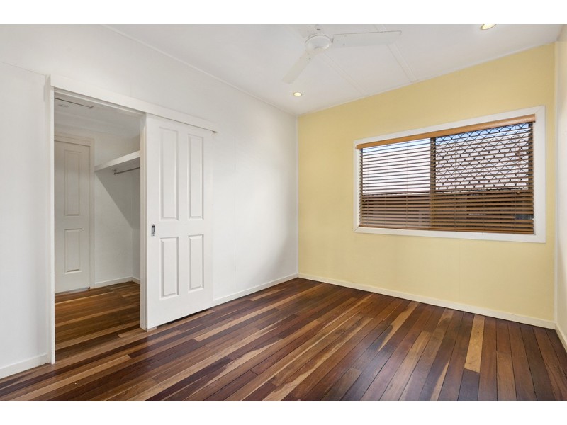 80 Hindes Street, Lota QLD 4179