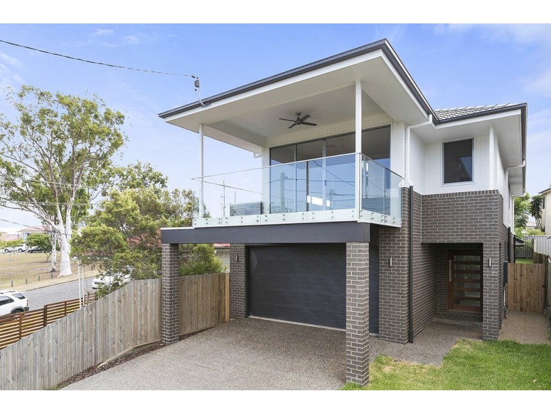 4 KITCHENER STREET, Wynnum QLD 4178