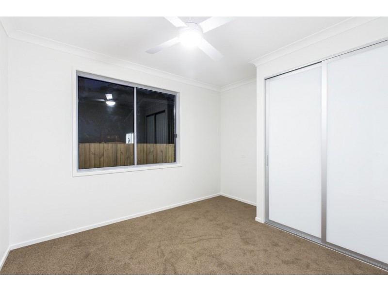 4 KITCHENER STREET, Wynnum QLD 4178