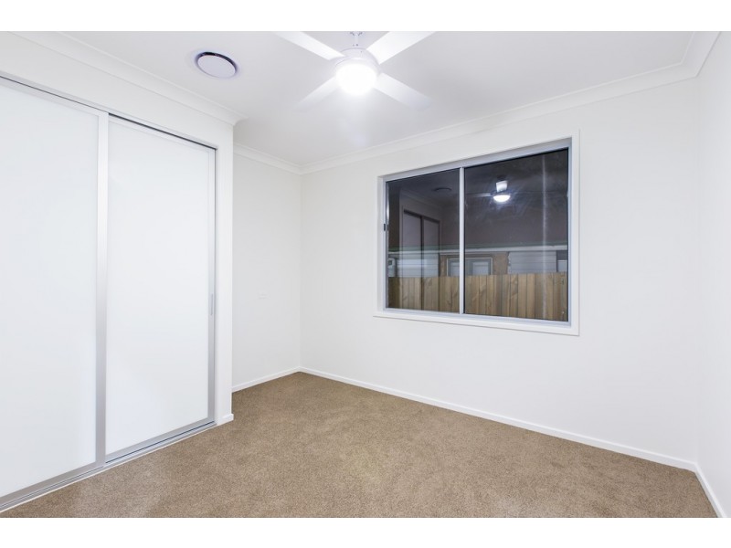 4 KITCHENER STREET, Wynnum QLD 4178