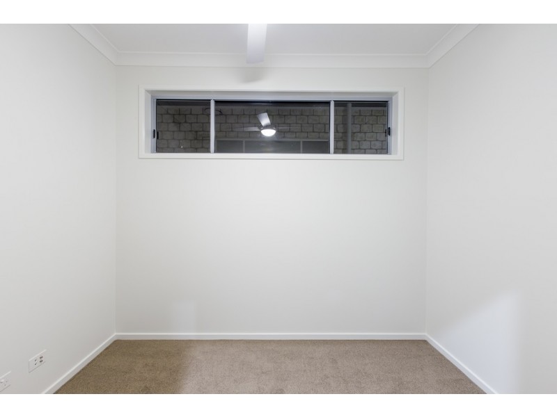 4 KITCHENER STREET, Wynnum QLD 4178