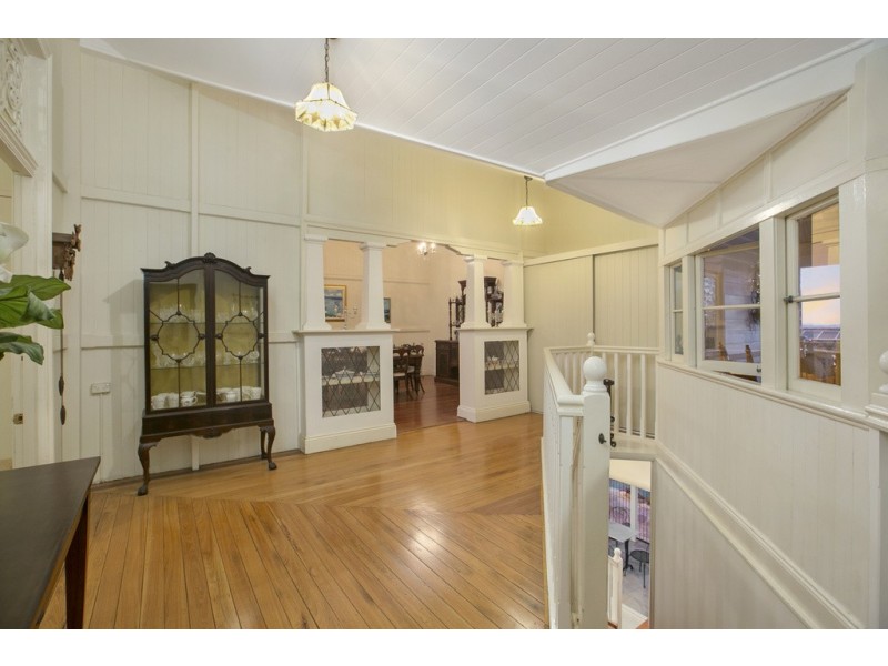 88 Walnut Street, Wynnum QLD 4178