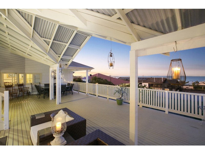 88 Walnut Street, Wynnum QLD 4178