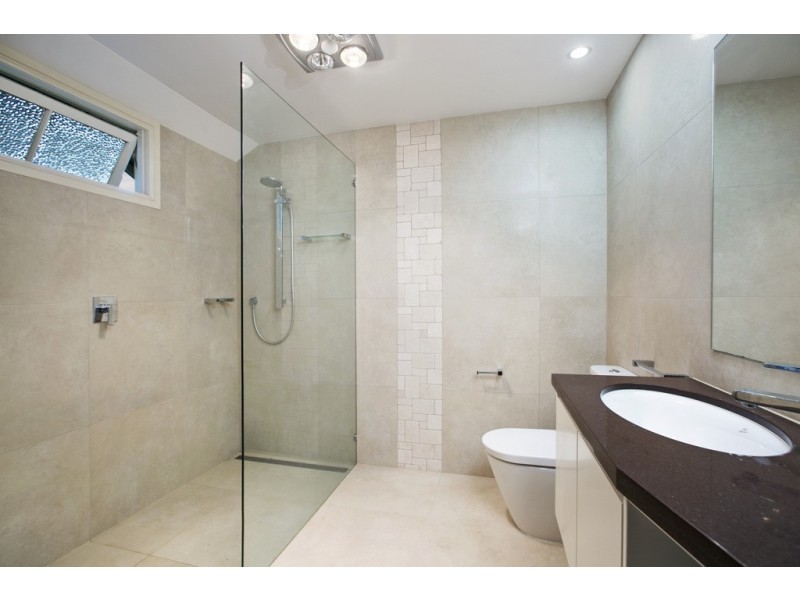 88 Walnut Street, Wynnum QLD 4178