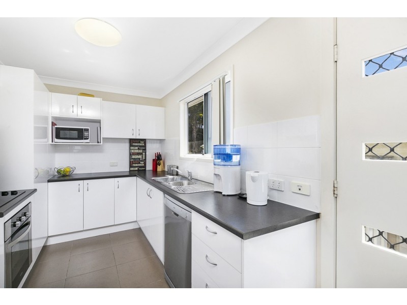 45 HUTTON AVENUE, Wynnum QLD 4178