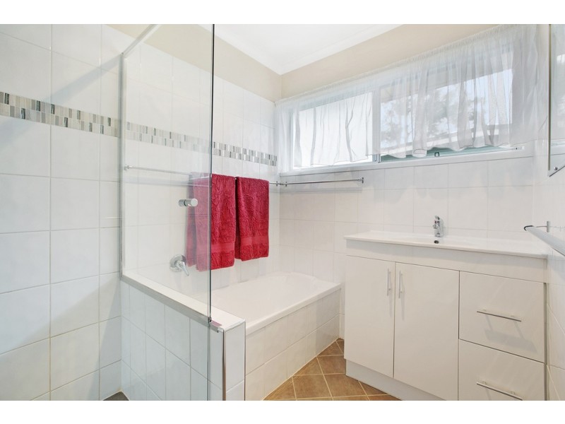 2 Cavanaugh Street, Wynnum West QLD 4178