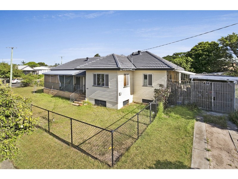 76 Cameron Parade, Wynnum QLD 4178