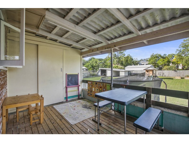 10 EMPIRE AVENUE, Manly West QLD 4179
