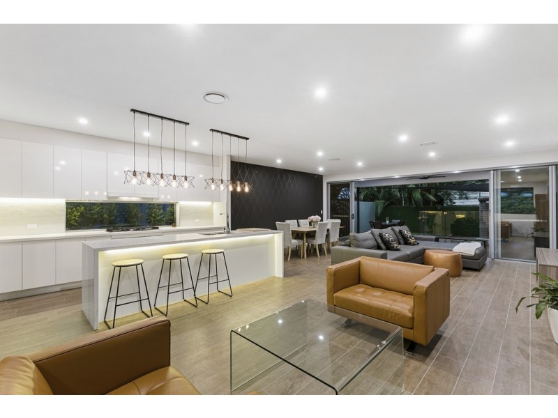 89 MORETON AVENUE, Wynnum QLD 4178