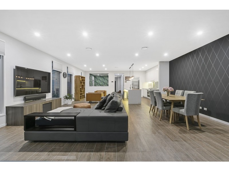 89 MORETON AVENUE, Wynnum QLD 4178