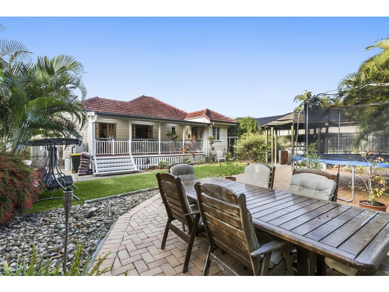 38 Strawberry Road, Manly West QLD 4179