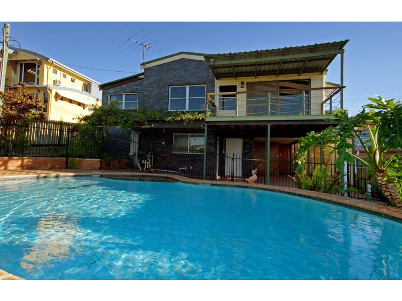 98 Oceana Terrace, Manly QLD 4179