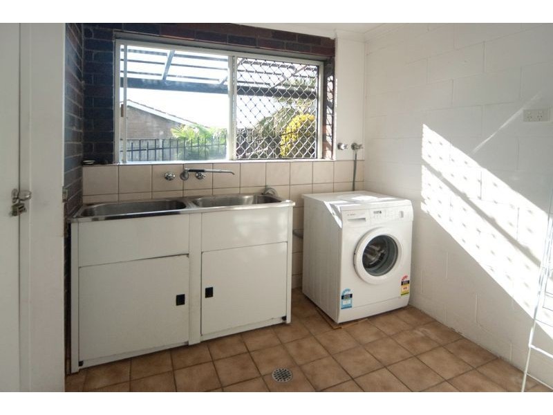 98 Oceana Terrace, Manly QLD 4179