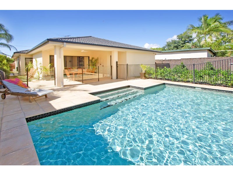 41 Duncan Street, Wynnum West QLD 4178