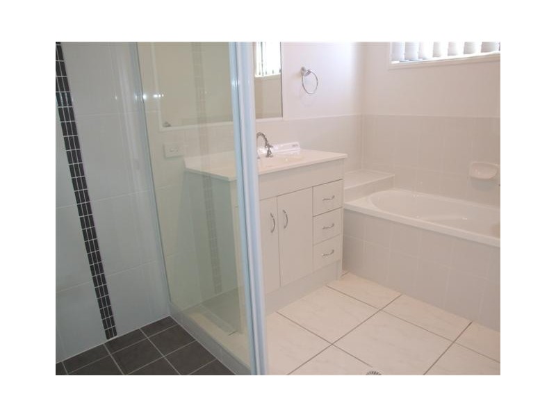 34 Wirra Circuit, Wynnum West QLD 4178