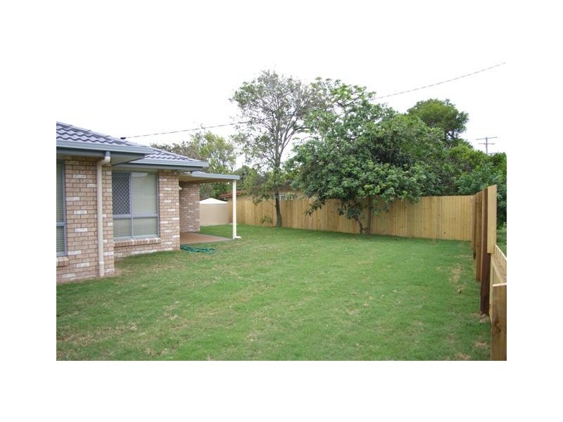 25 Tulip Street, Wynnum QLD 4178