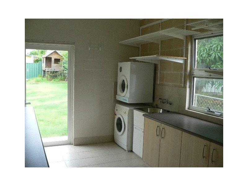 27 Bethania Street, Lota QLD 4179