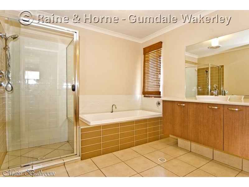 7 Gumnut Place, Lota QLD 4179