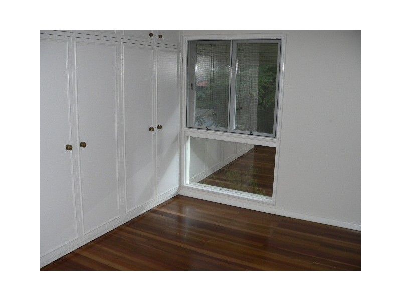 14  Macdonald Street, Manly QLD 4179