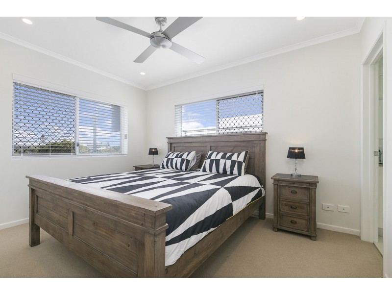 7/34 EMSWORTH STREET, Wynnum QLD 4178