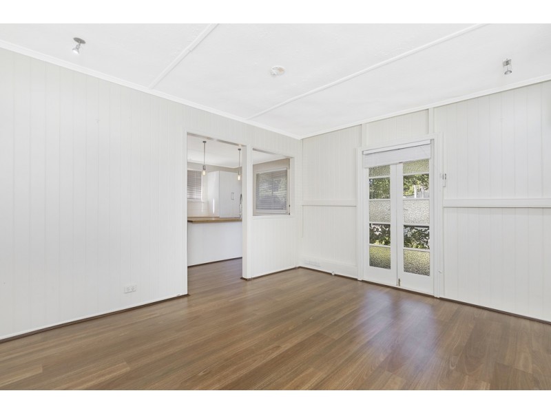 91 SELINA STREET, Wynnum QLD 4178