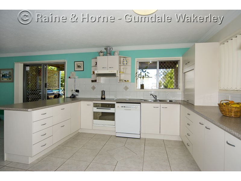 86 Kingsley Terrace, Manly QLD 4179