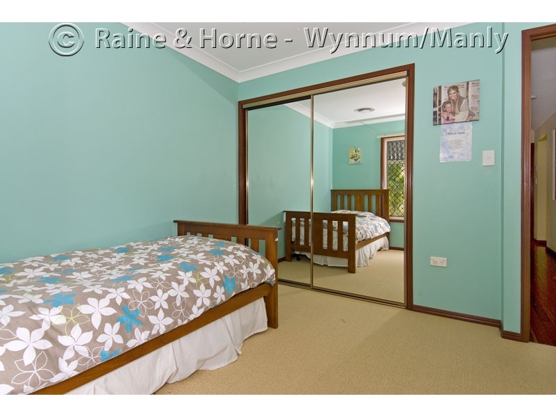 1 Caelum Close, Wynnum QLD 4178