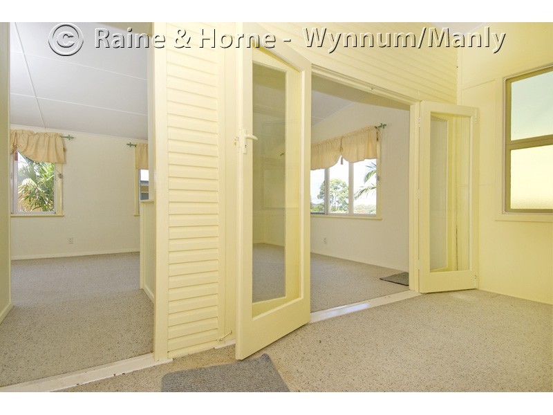12 Wyeth Street, Wynnum QLD 4178