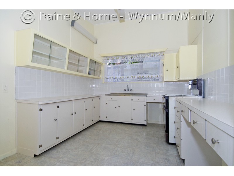 12 Wyeth Street, Wynnum QLD 4178
