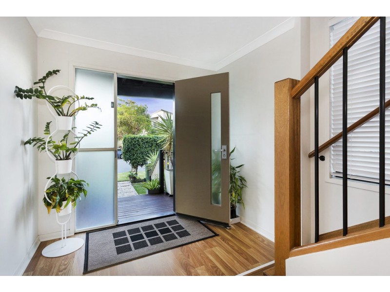 18 Cobar Street, Lota QLD 4179