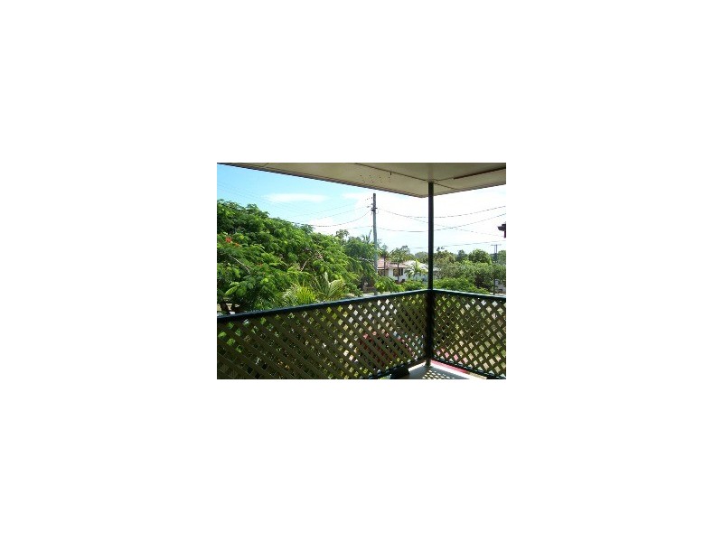 36 VILLIERS STREET, Lota QLD 4179