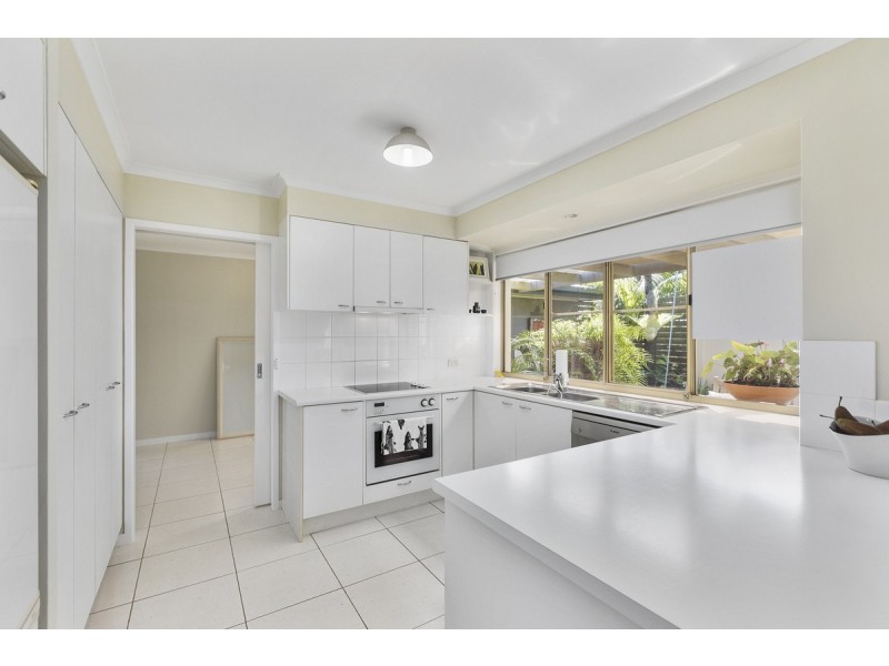 310 BLOOMFIELD STREET, Cleveland QLD 4163