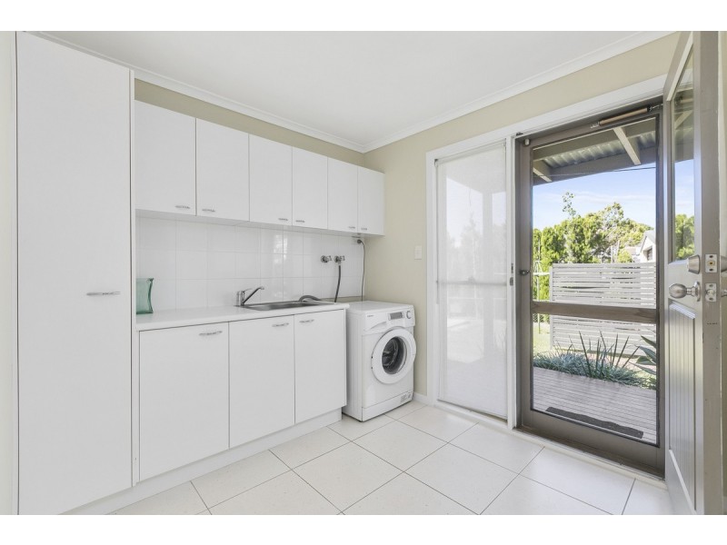 310 BLOOMFIELD STREET, Cleveland QLD 4163