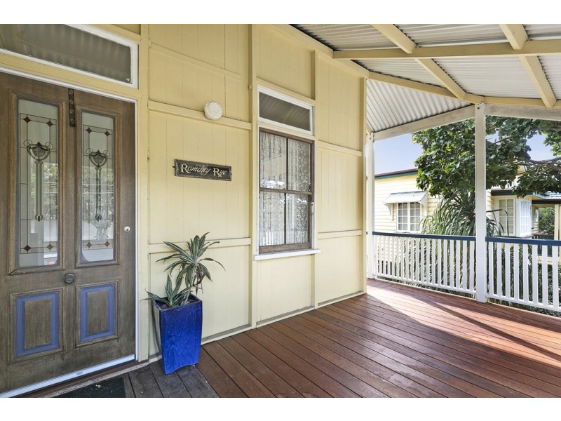 15 CALDWELL STREET, Manly West QLD 4179