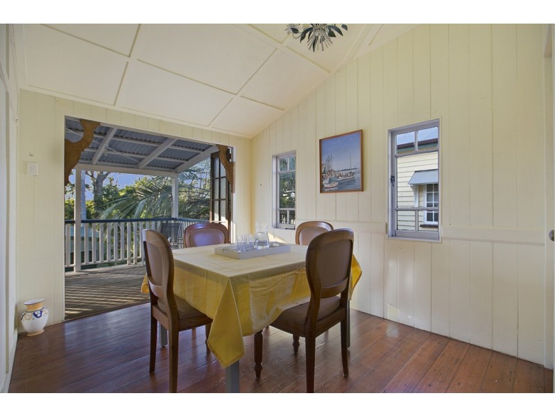 15 CALDWELL STREET, Manly West QLD 4179