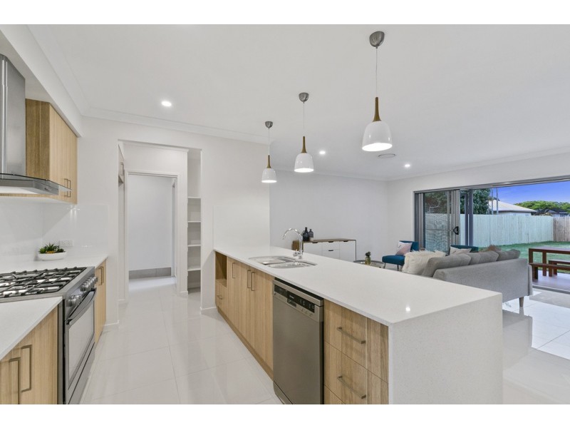 13 FRENCH STREET, Wynnum QLD 4178