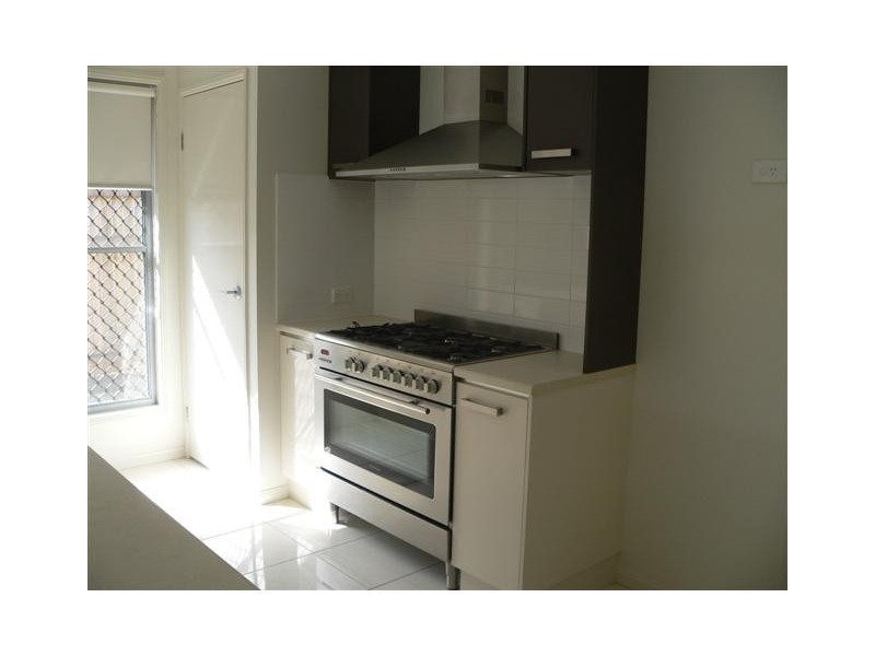 10 Rymera Cres, Gumdale QLD 4154